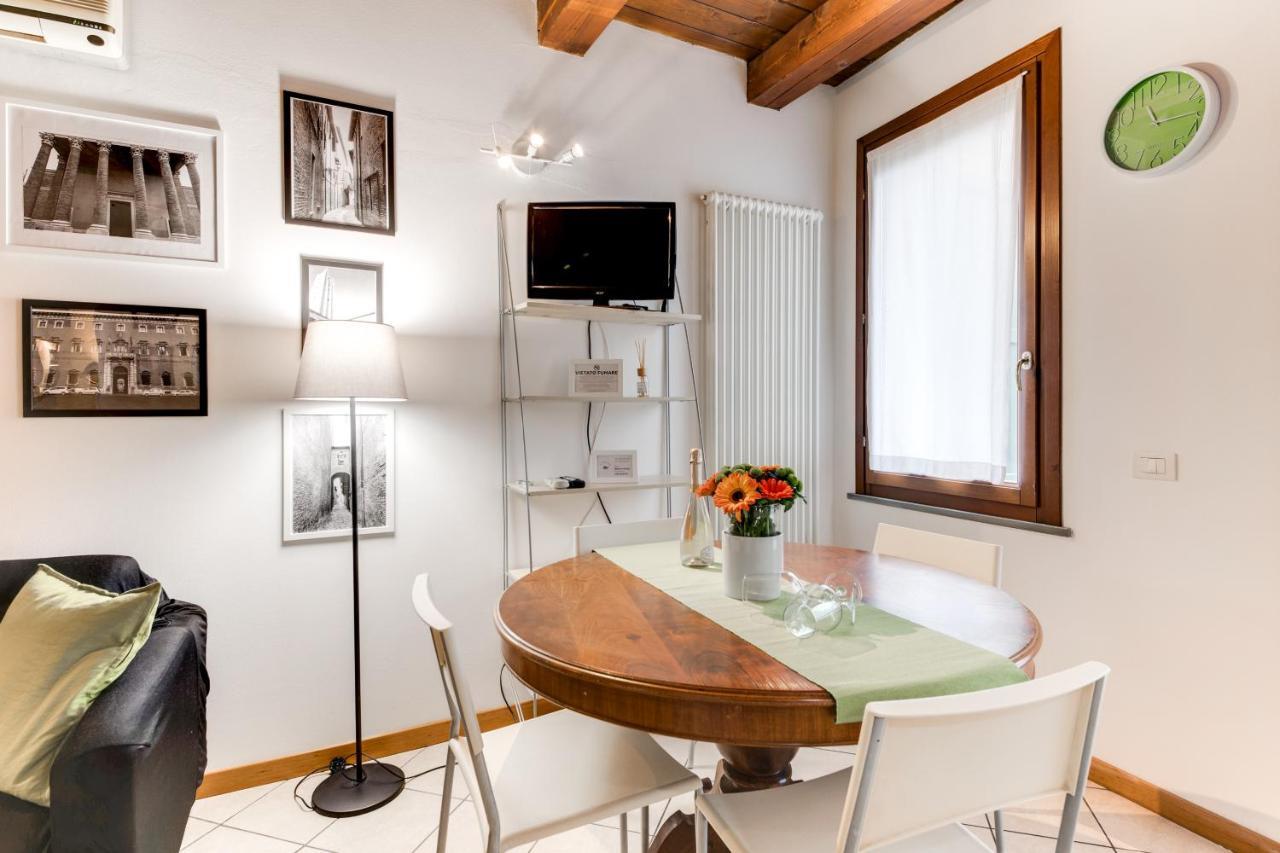 Romagnabnb Studio Mazzini Apartment ฟอร์ลี ภายนอก รูปภาพ